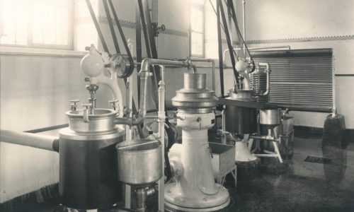 Maschinen zur Milchverarbeitung